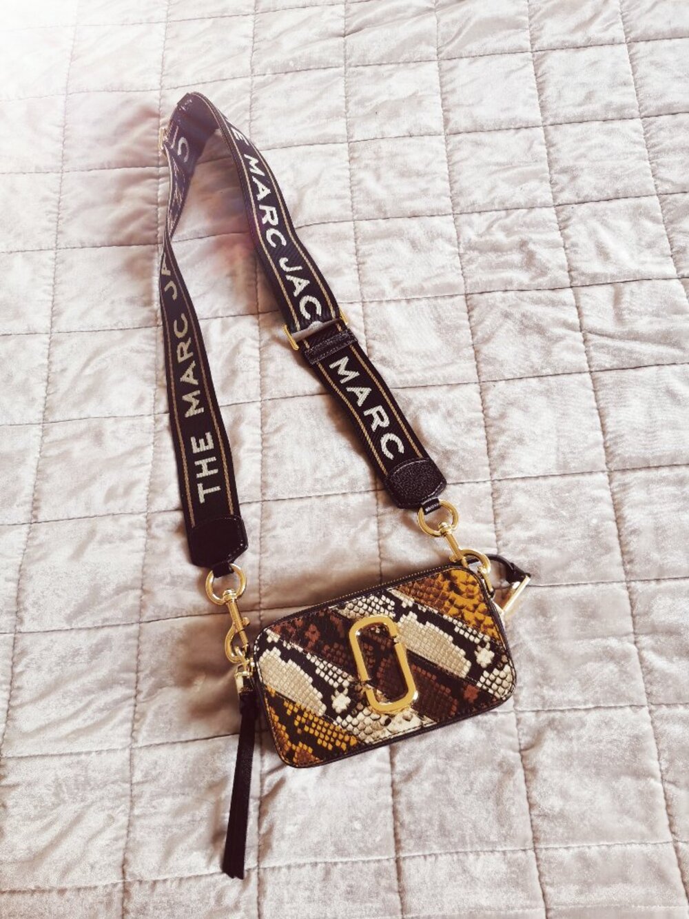 Marc Jacobs SNAPSHOT bag ~ LIKE NEW ~ rare snakeskin design